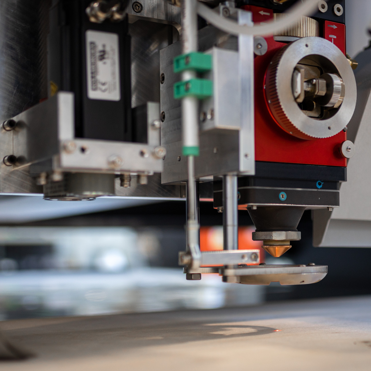 Serviform equipment